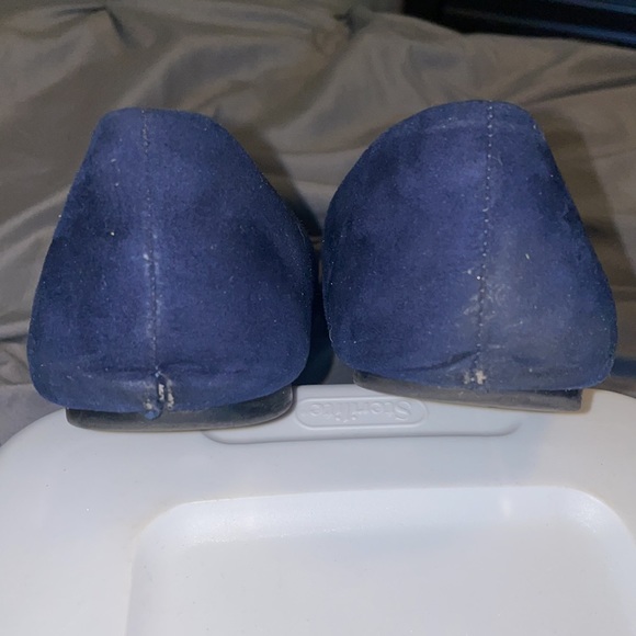 GUC - Express - Navy Blue Flats - Picture 3 of 5